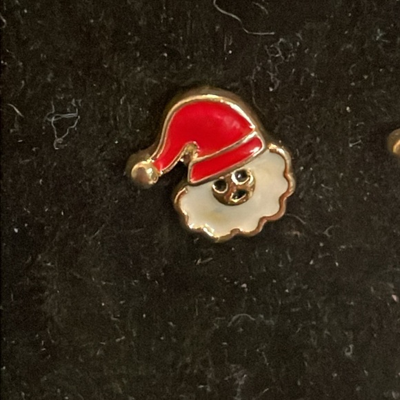 0.5” Vintage Santa Claus mixed metal stud earrings w/red white enamel - Picture 6 of 9